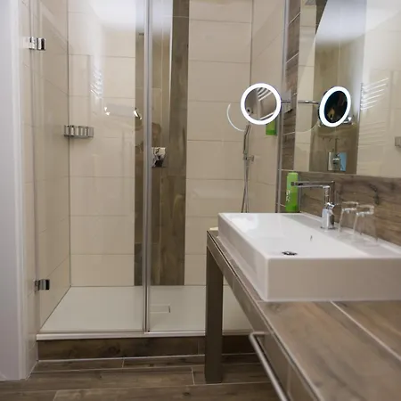 Ziegenbruch's Gastronomie ホテル 3*