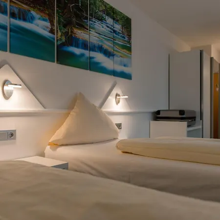 Ziegenbruch's Gastronomie ホテル